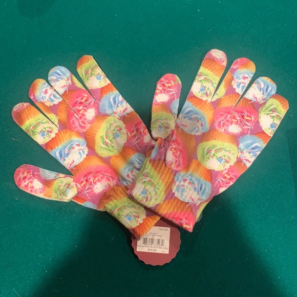 Women’s Cupcake Gloves - Picture 1 of 1